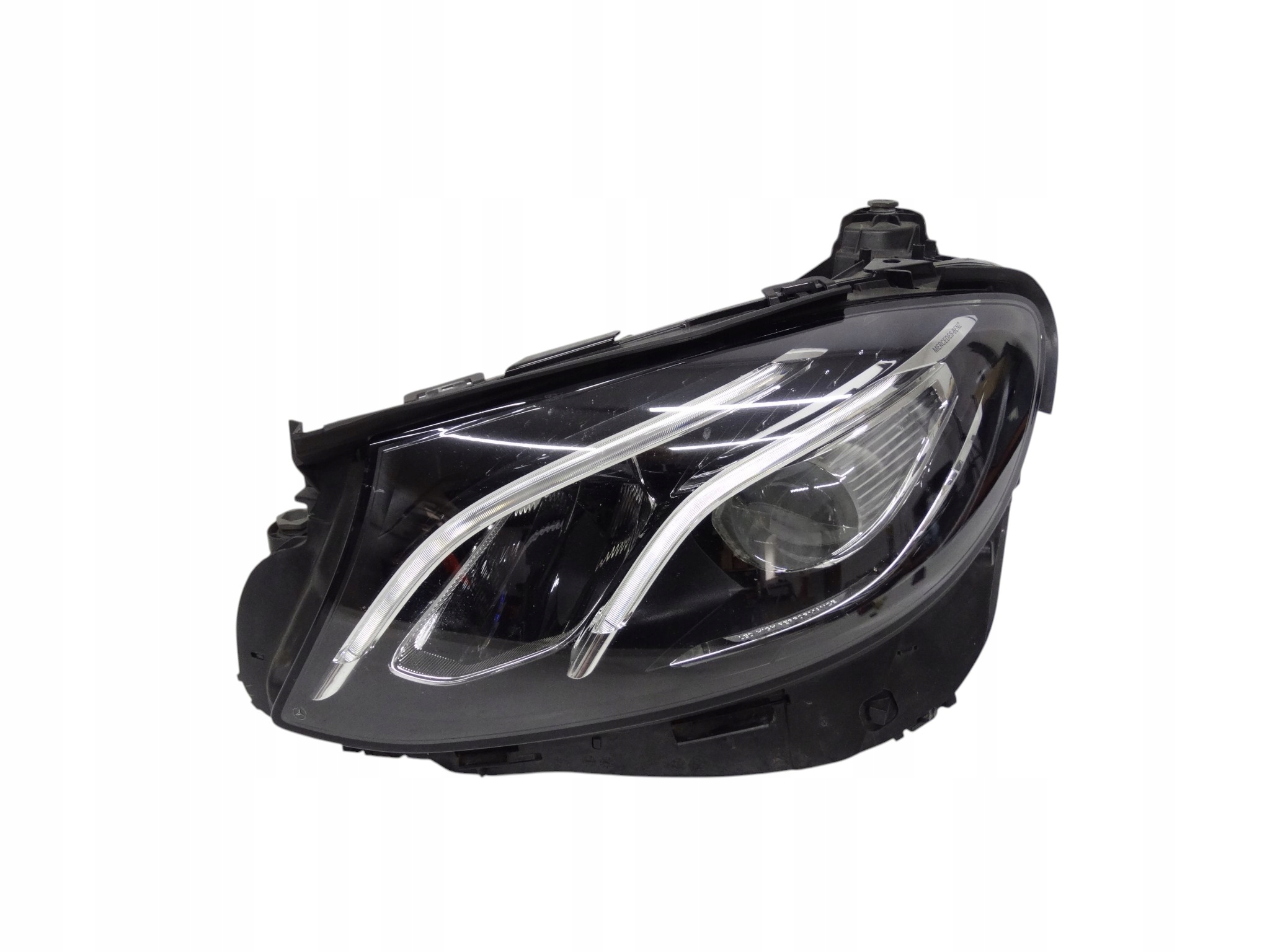 Mercedes E-Klasa W213 2016-2020 lampa lewa High Performance LED A2139067706