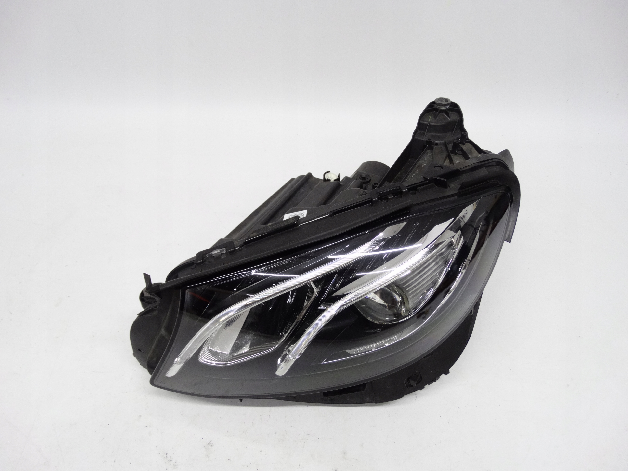 Second image of Mercedes E-Klasa W213 2016-2020 lampa lewa High Performance LED A2139067706