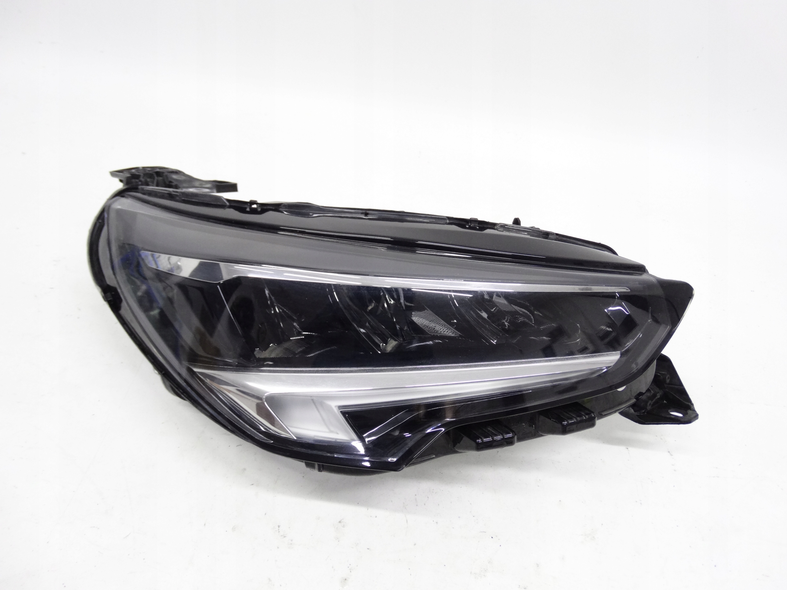 Second image of Opel Corsa F 2019-2023 lampa prawa Full LED 39162654 oryginalna