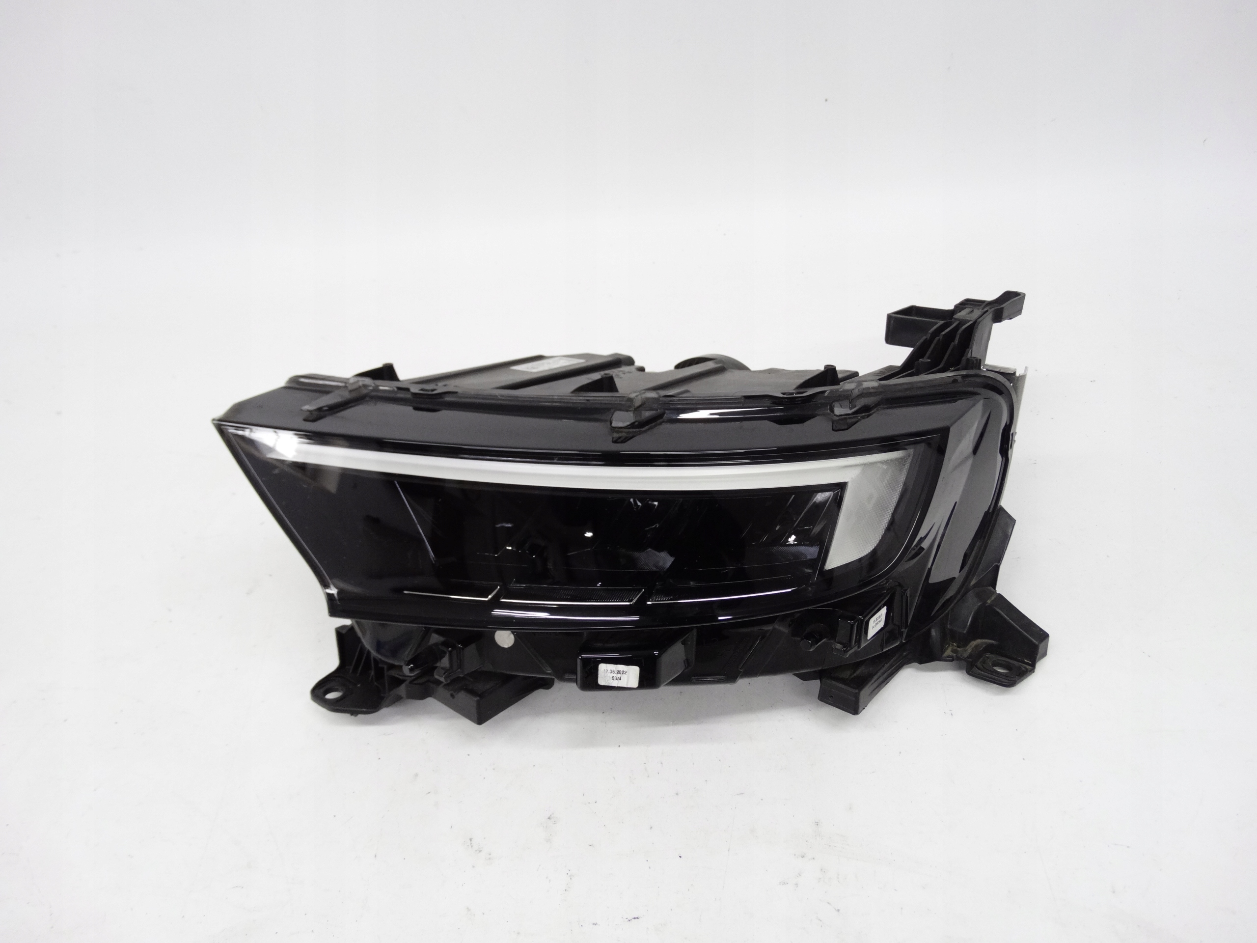Second image of Opel Mokka B 2020-2024 lampa lewa Full LED 9834008280 oryginalna