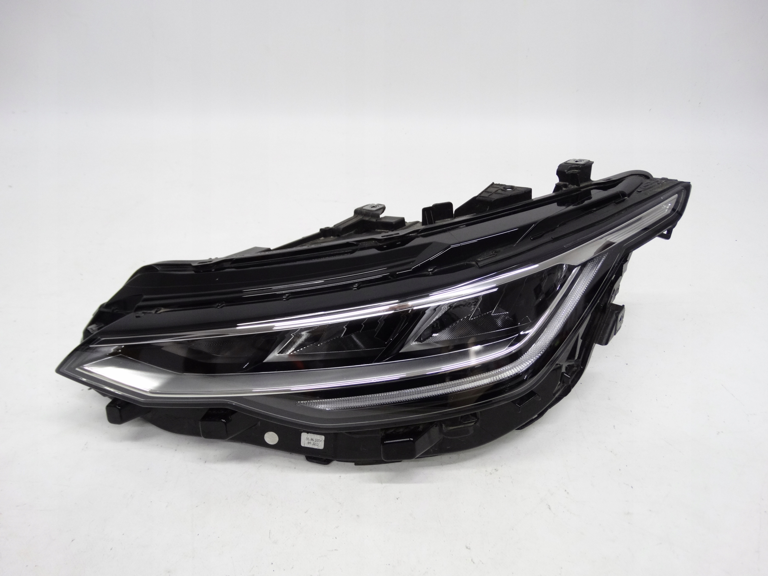 Second image of VW Golf VIII Lift 2024+ lampa lewa Full LED 5H1941005A oryginalna