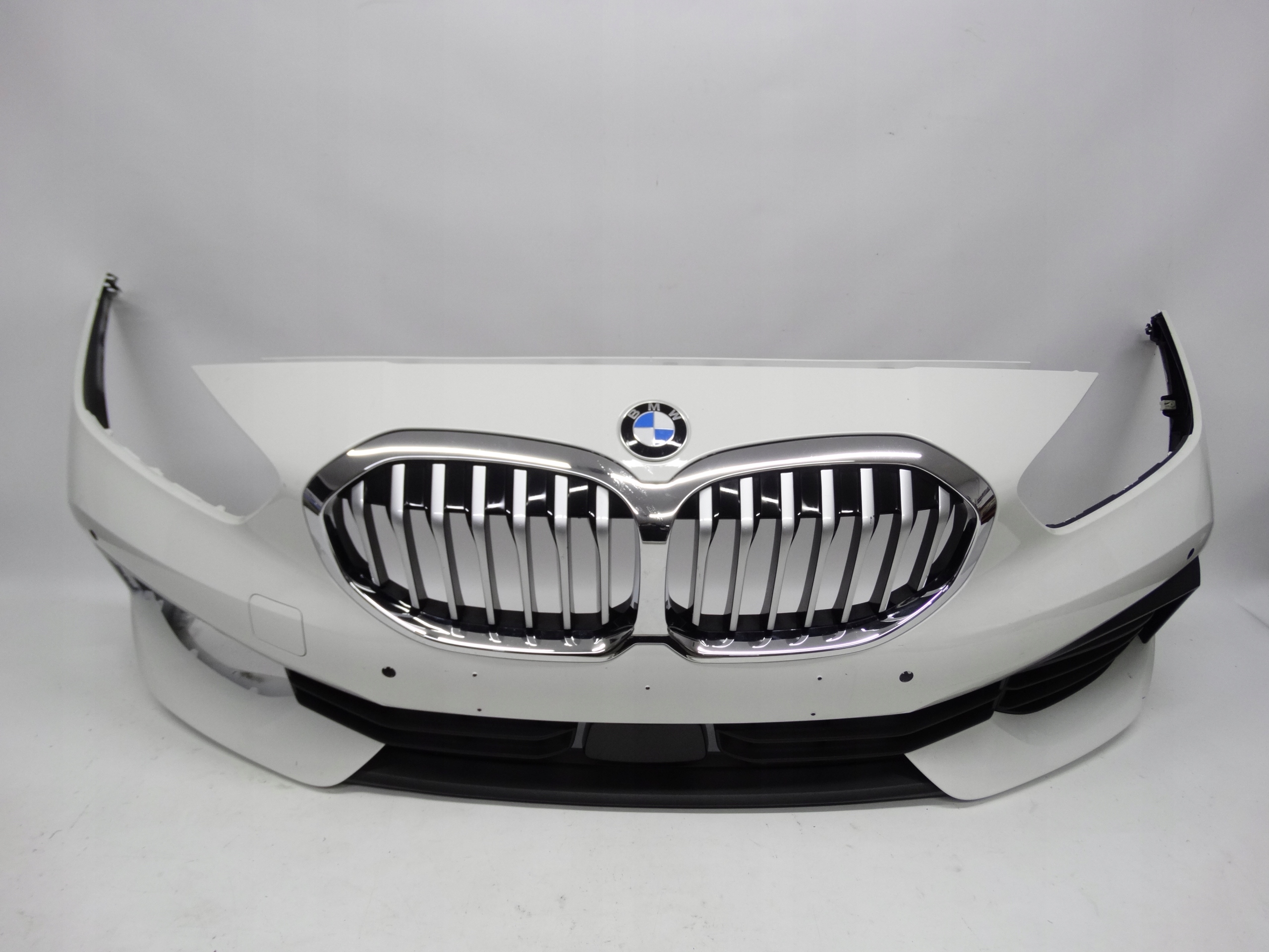 Second image of BMW 1 F40 2019-2024 zderzak przedni oryginalny 7459708