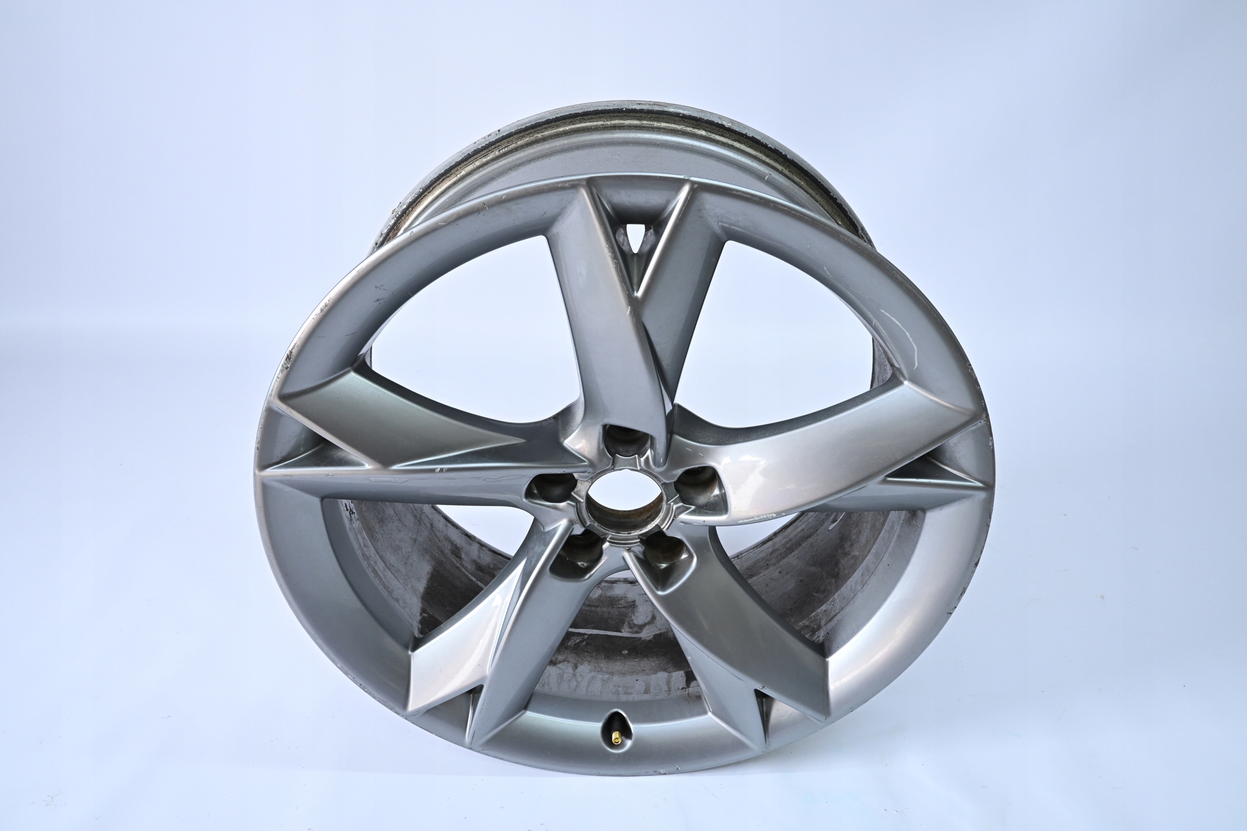 Second image of Audi A5 8T S-Line felga 19 cali 8T0601025F oryginalna