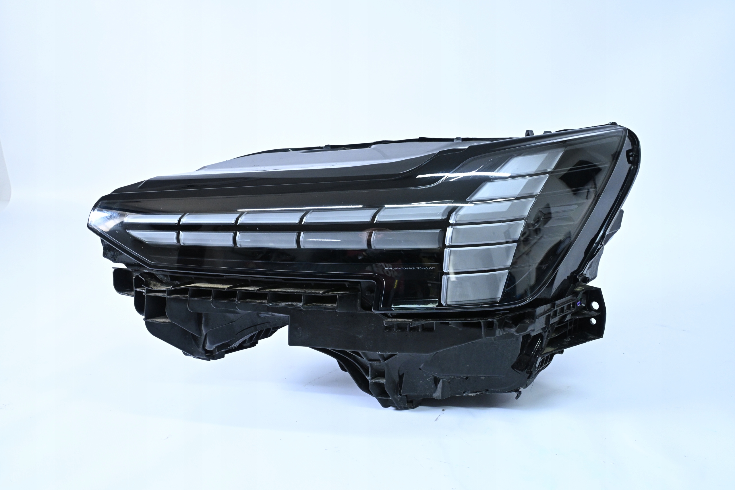 Second image of Volvo EX90 2024+ lampa lewa Pixel LED 32450062 oryginalna