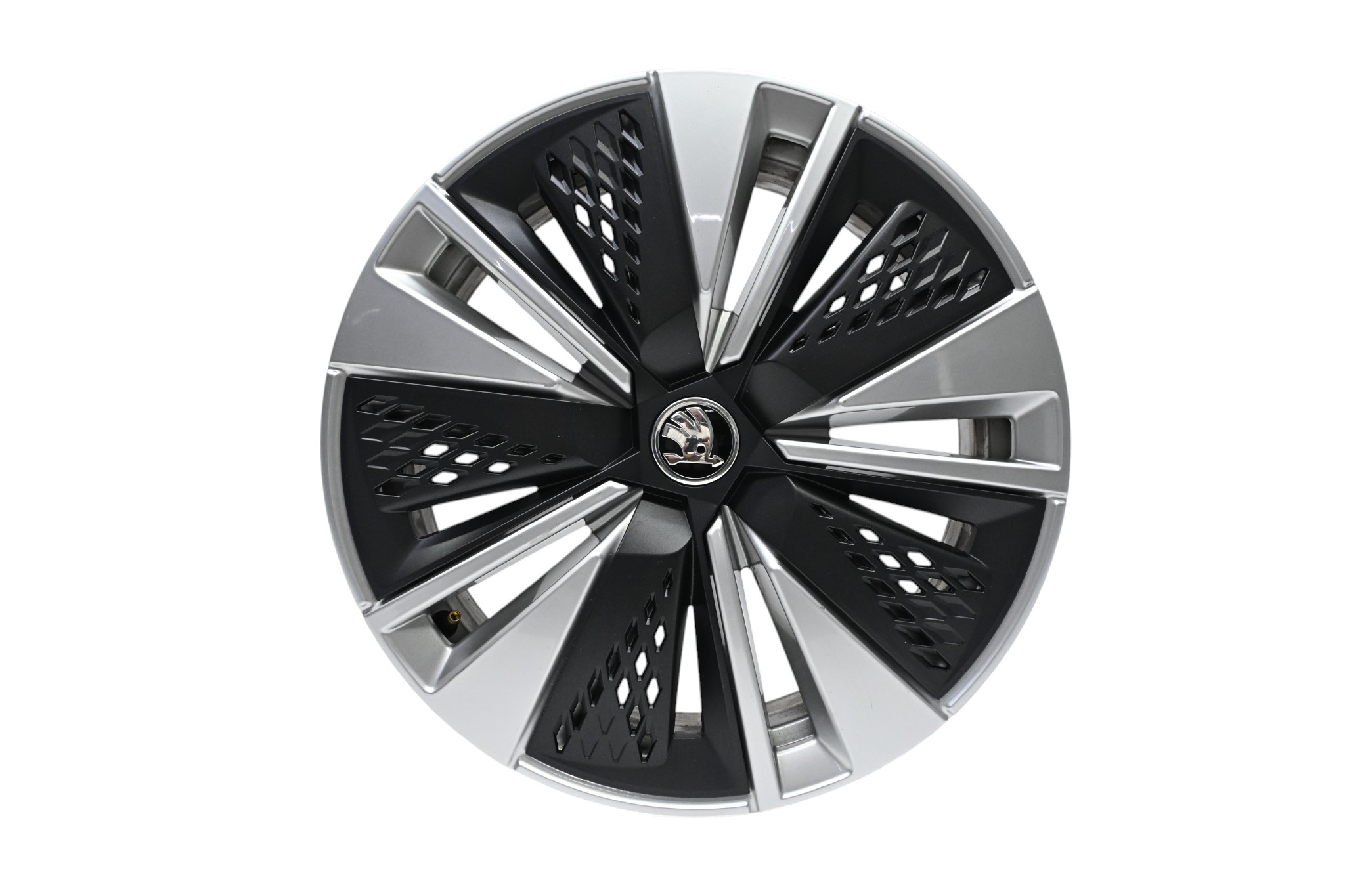 Skoda Karoq 57A felga 17 cali 57A601025B oryginalna