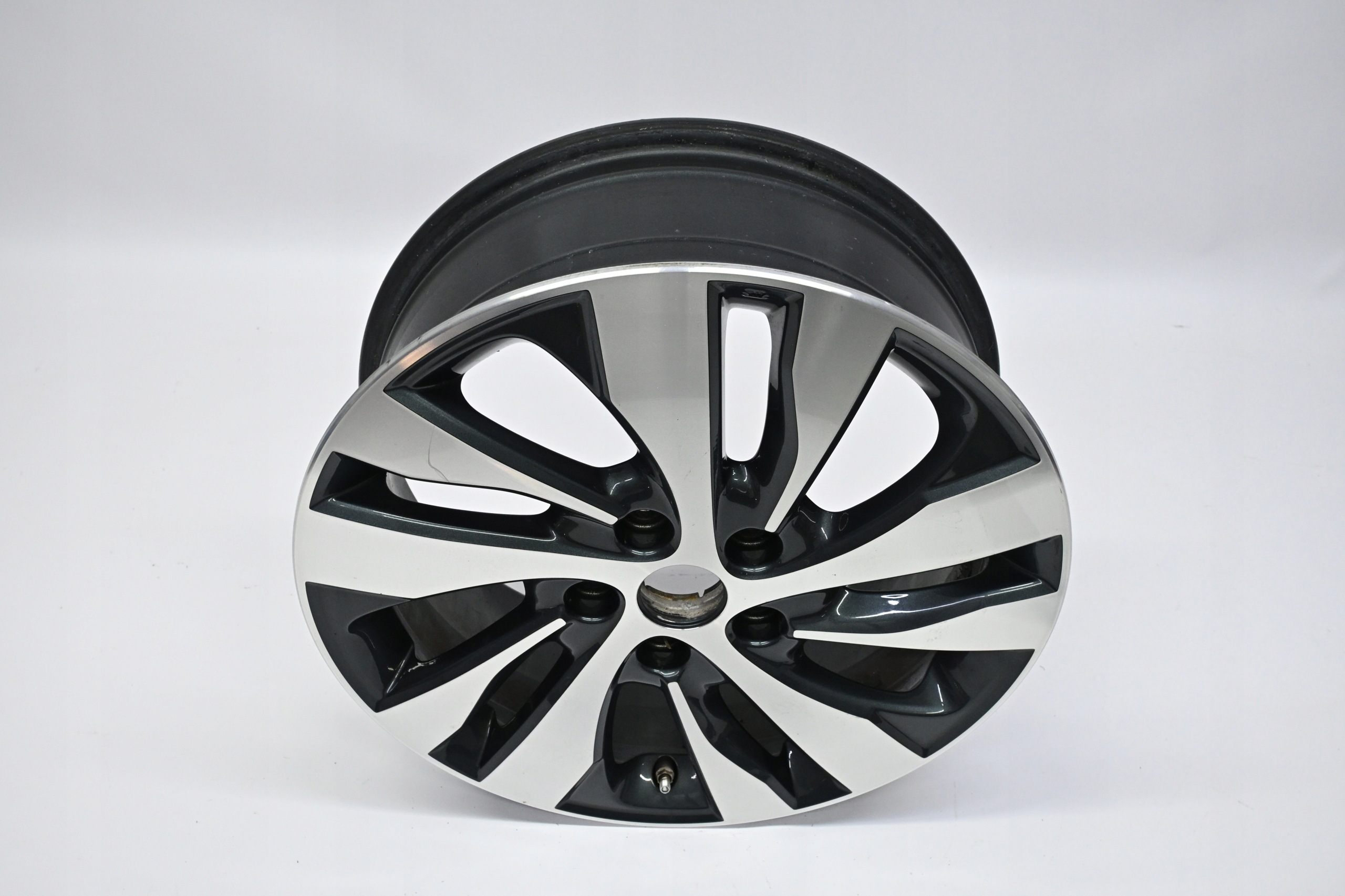 Second image of Suzuki SX4 S-Cross II felga 17 cali 43210-64RF0 / 43210-64RG0 oryginalna