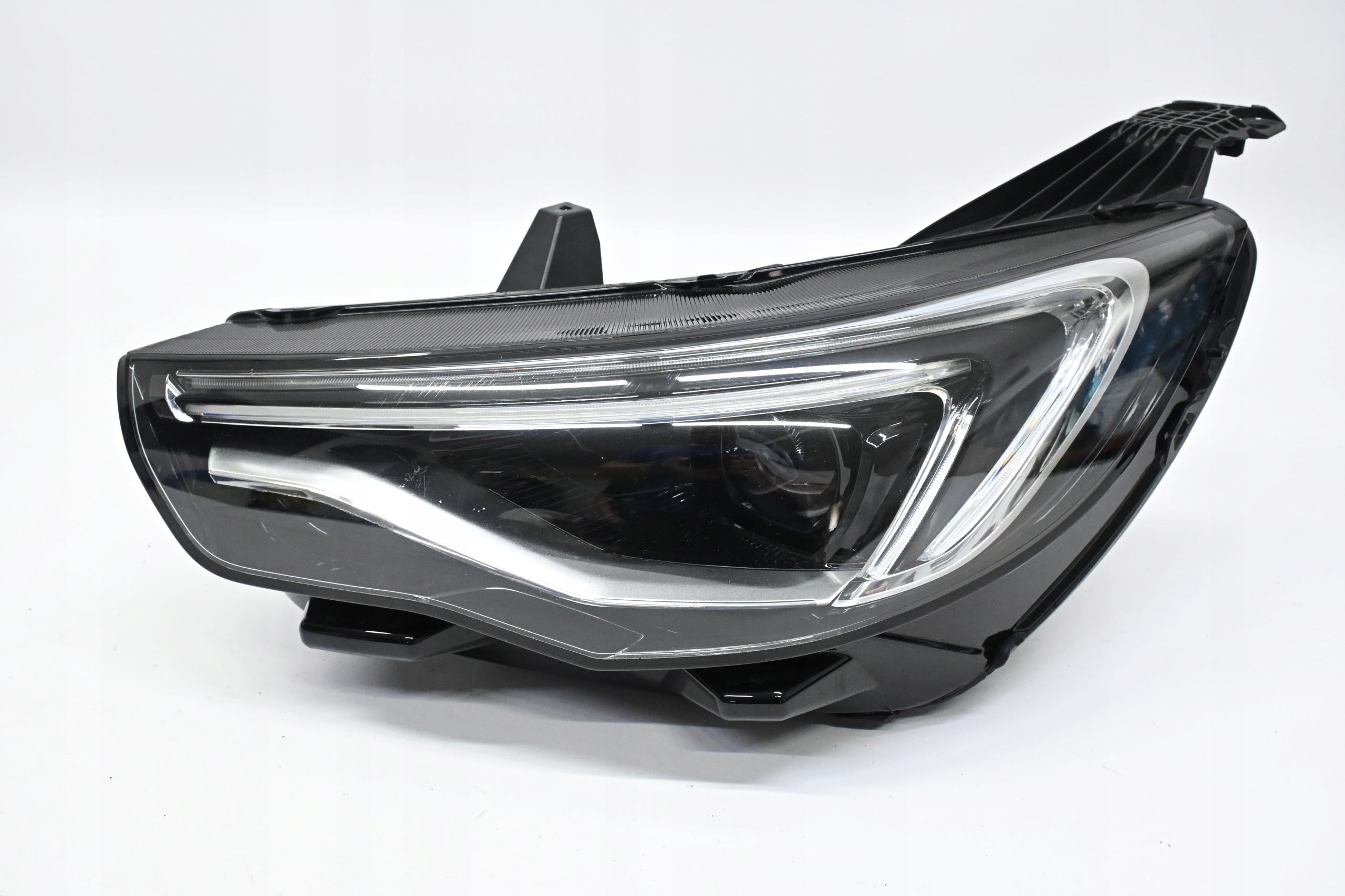 Second image of Opel Grandland X 2017-2021 lampa lewa Full LED YP00016180 oryginalna