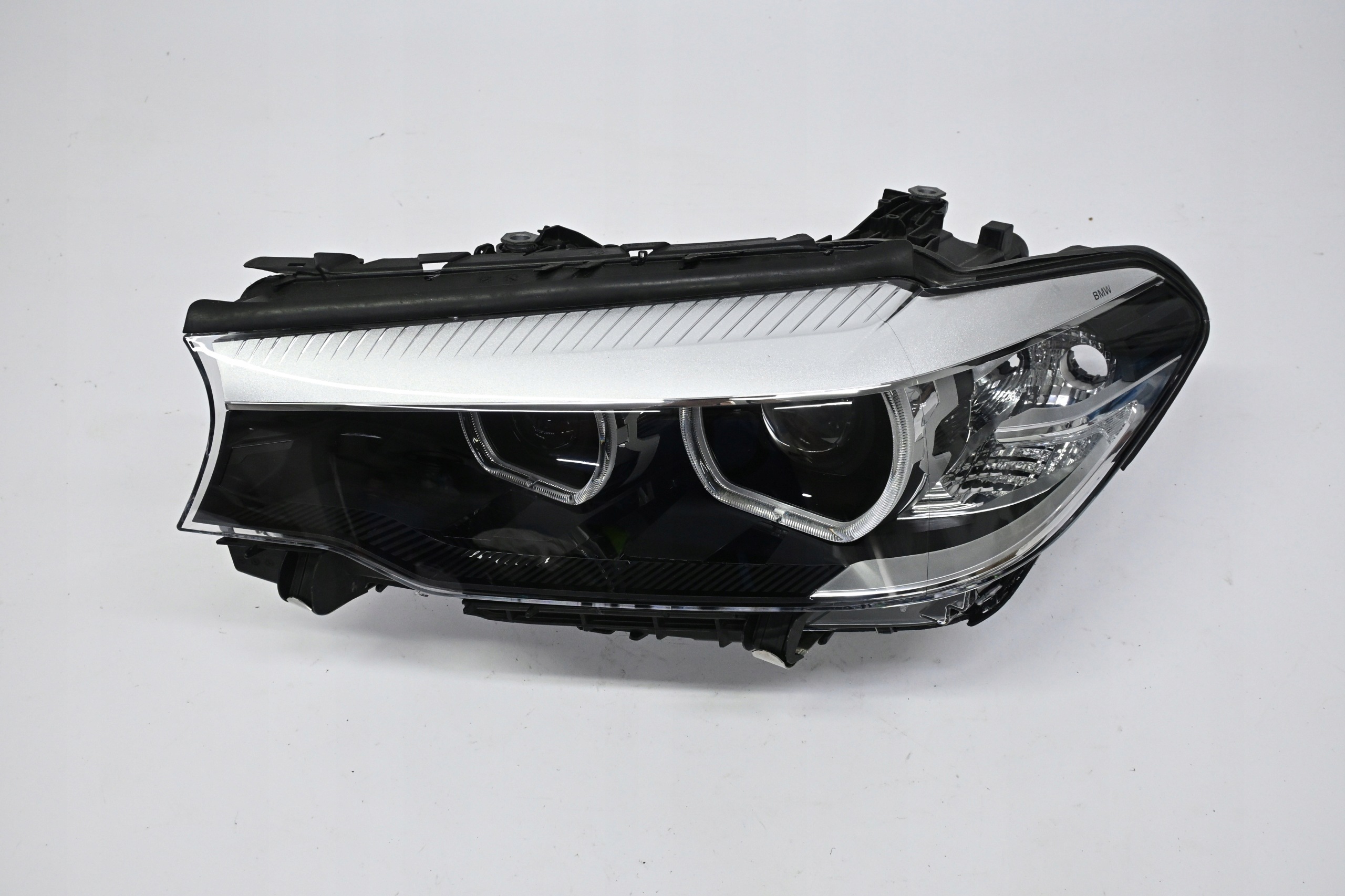 Second image of BMW 5 G30 G31 2017-2020 lampa lewa Full LED 7439199 oryginalna