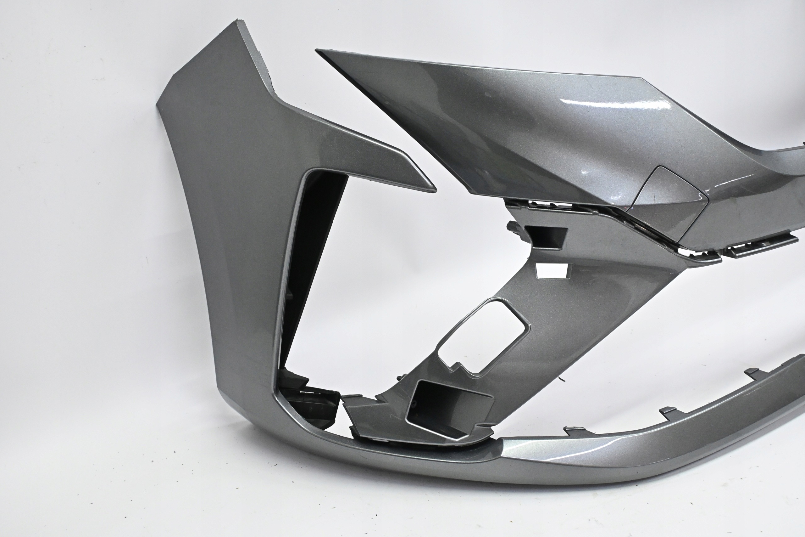 Second image of Renault Clio V Lift Alpine 2023-2026 zderzak przedni oryginalny 620223501R