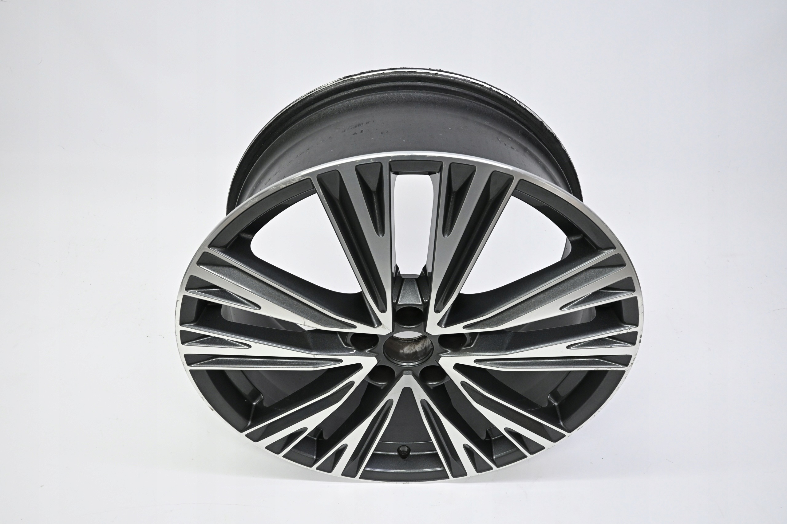 Second image of Audi A6 C8 4K felga 20 cali 4K0601025J oryginalna