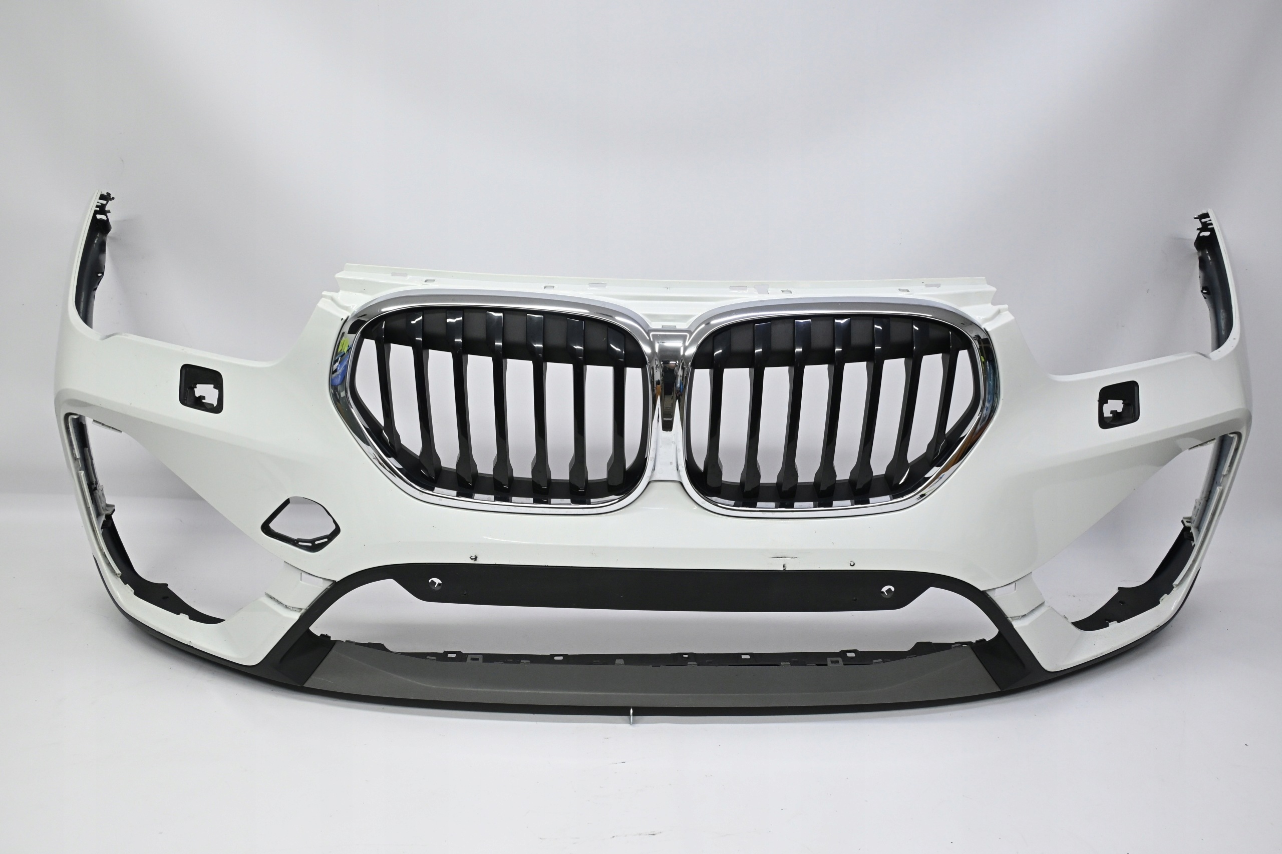 Second image of BMW X1 F48 Lift F49 2019-2022 xLine Luxury zderzak przedni oryginalny