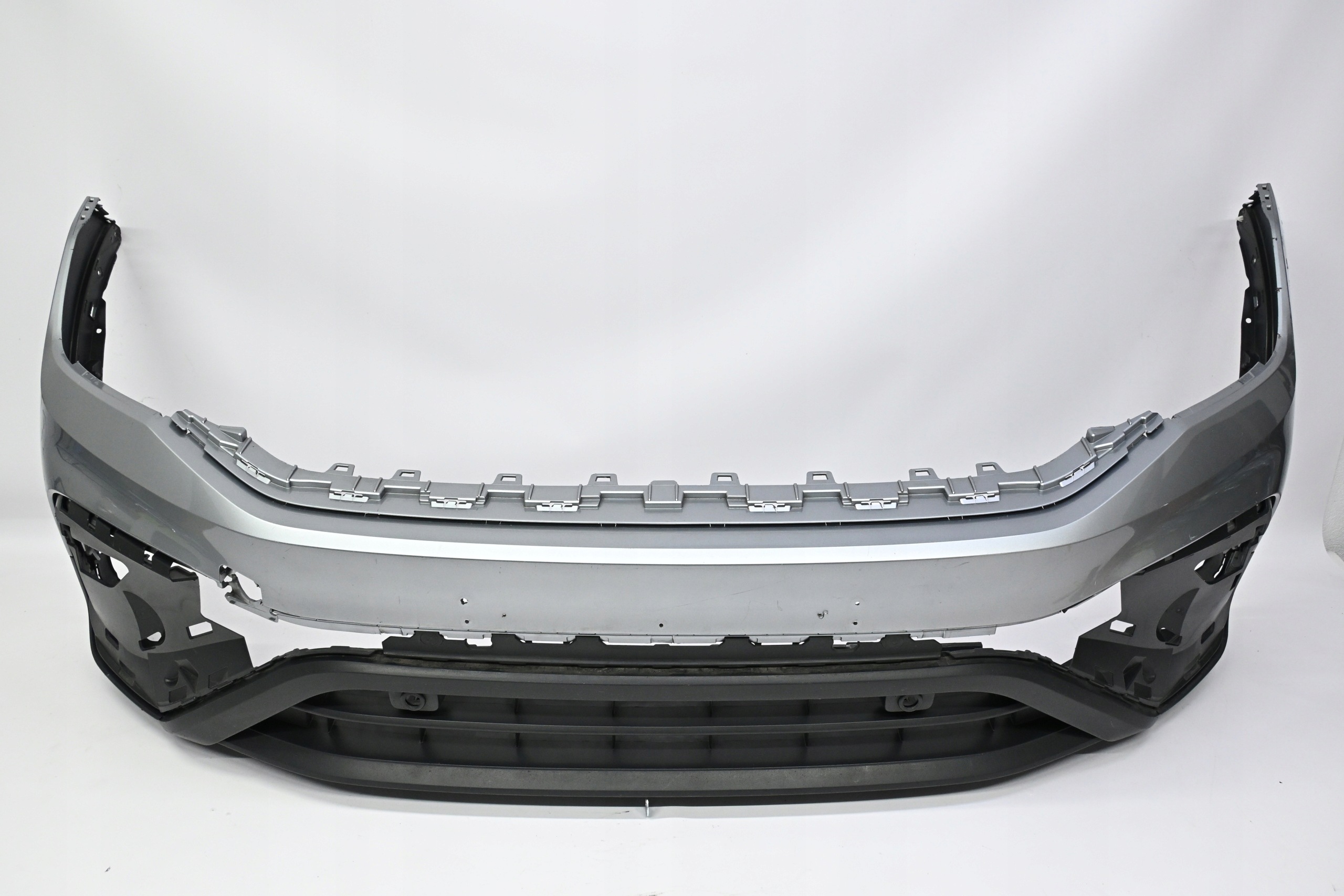 Second image of VW Tiguan II Allspace Lift 5NN 2020-2024 zderzak przedni 5NN807221B